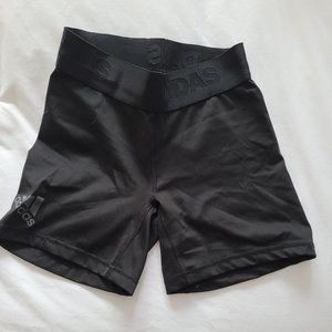 Adidas compression short